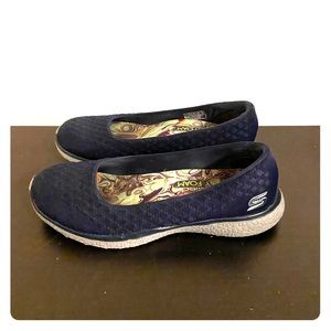 Sketchers memory foam flats